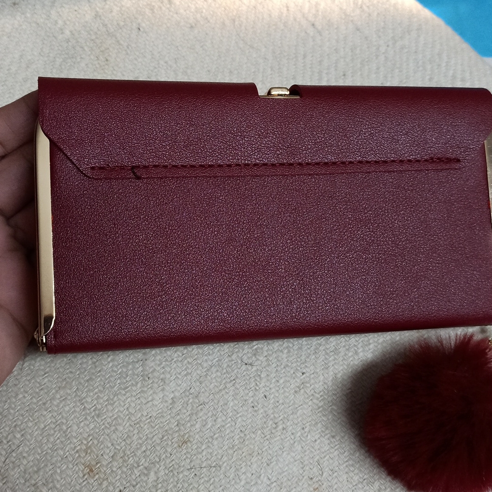 Maroon Clutch - Picture 5 of 5